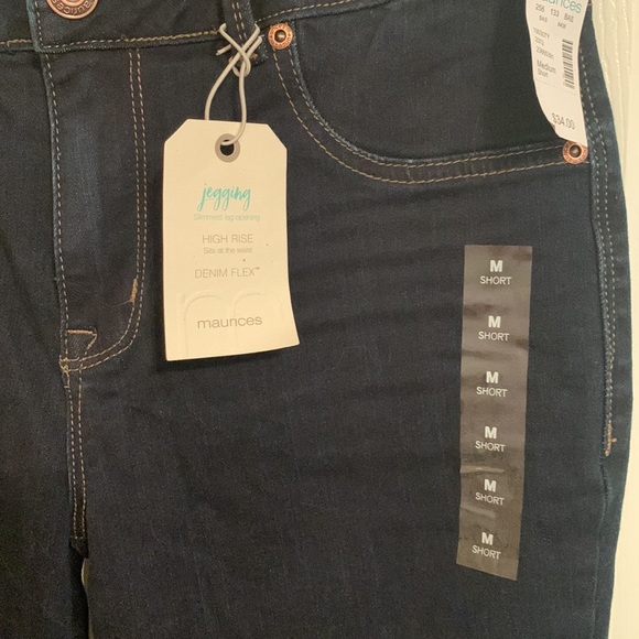 Maurice’s high rise jeggings, medium short size - Picture 4 of 5